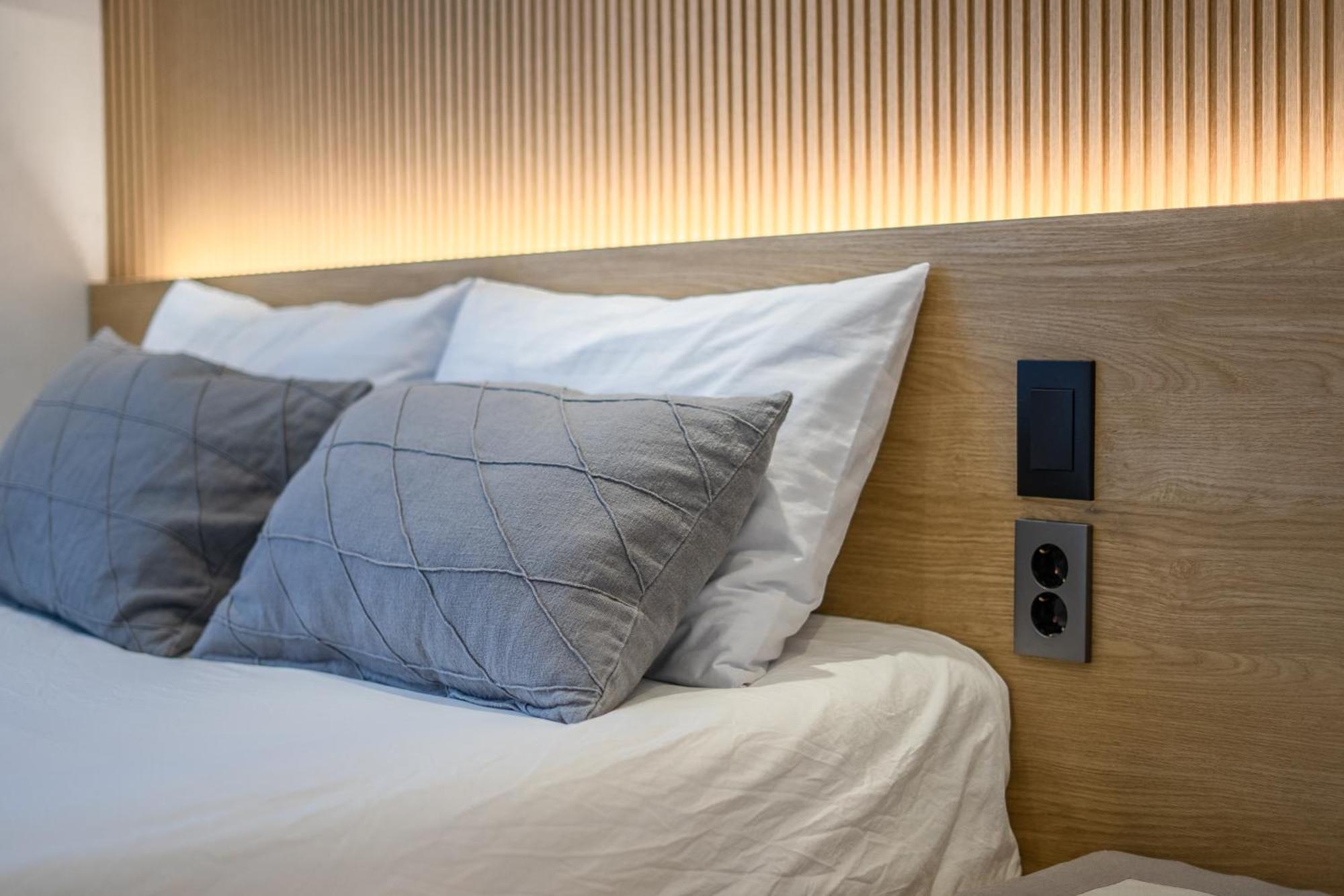 Myeongdong Artmonstay Seoul Exterior photo