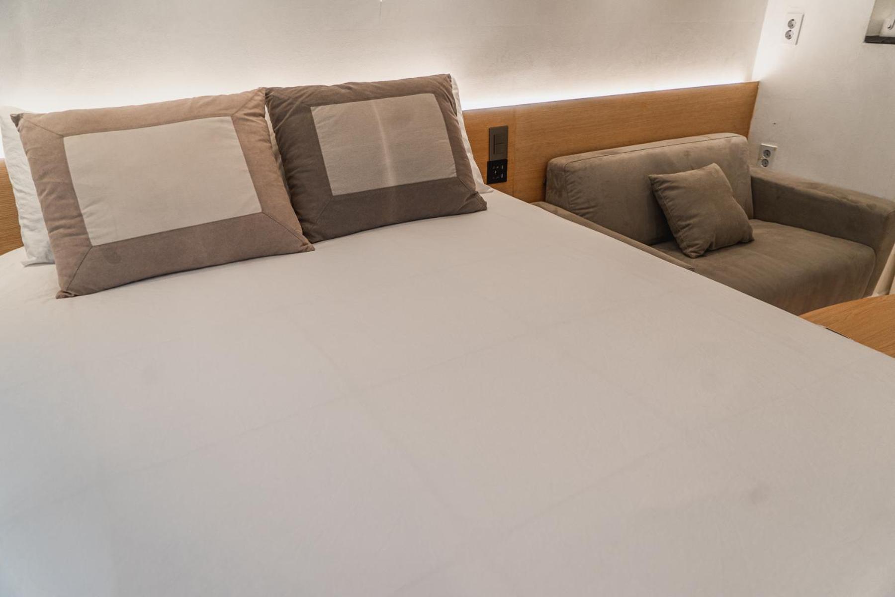 Myeongdong Artmonstay Seoul Exterior photo