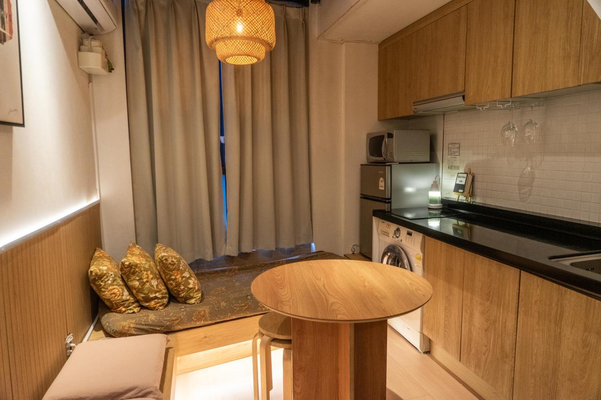 Myeongdong Artmonstay Seoul Exterior photo